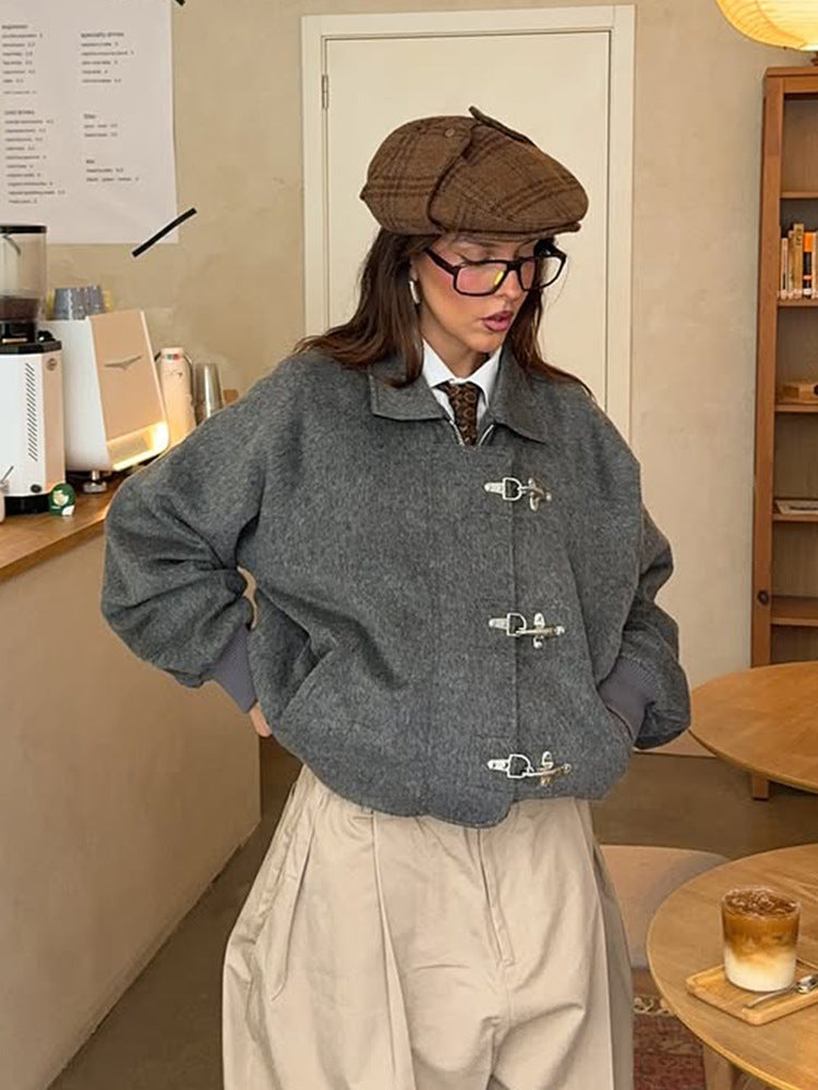Tove Kurze Jacke mit Schließen