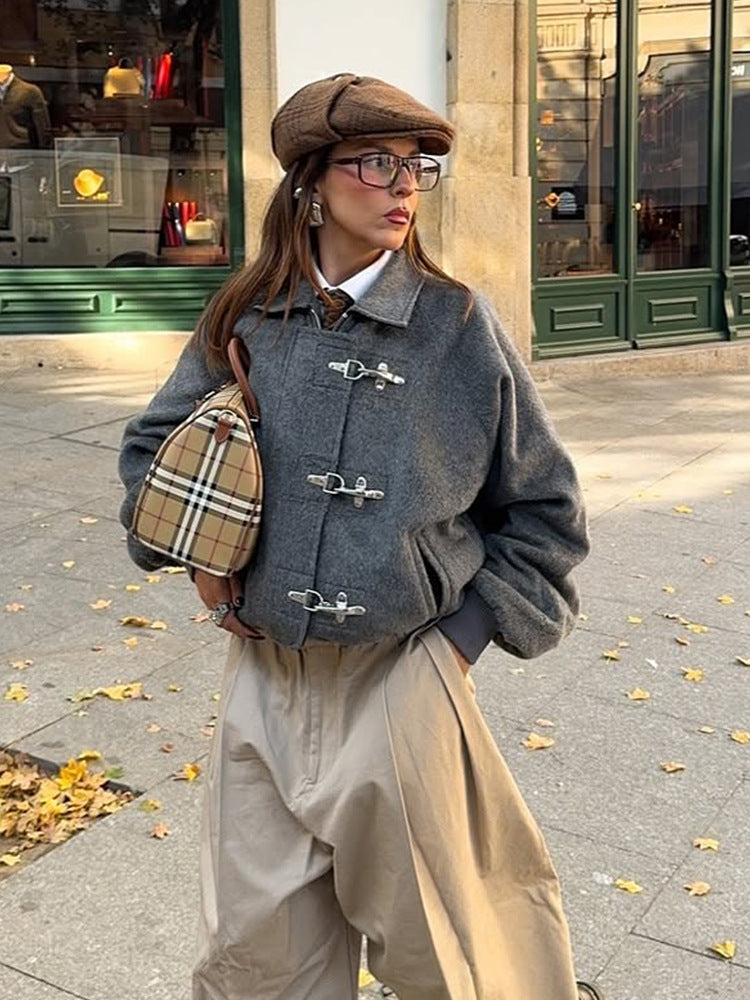 Tove Kurze Jacke mit Schließen