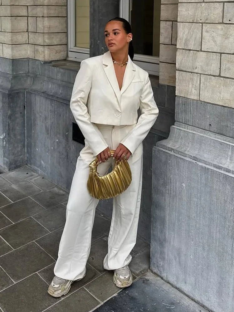 Chaqueta de traje corta y acolchada Olga