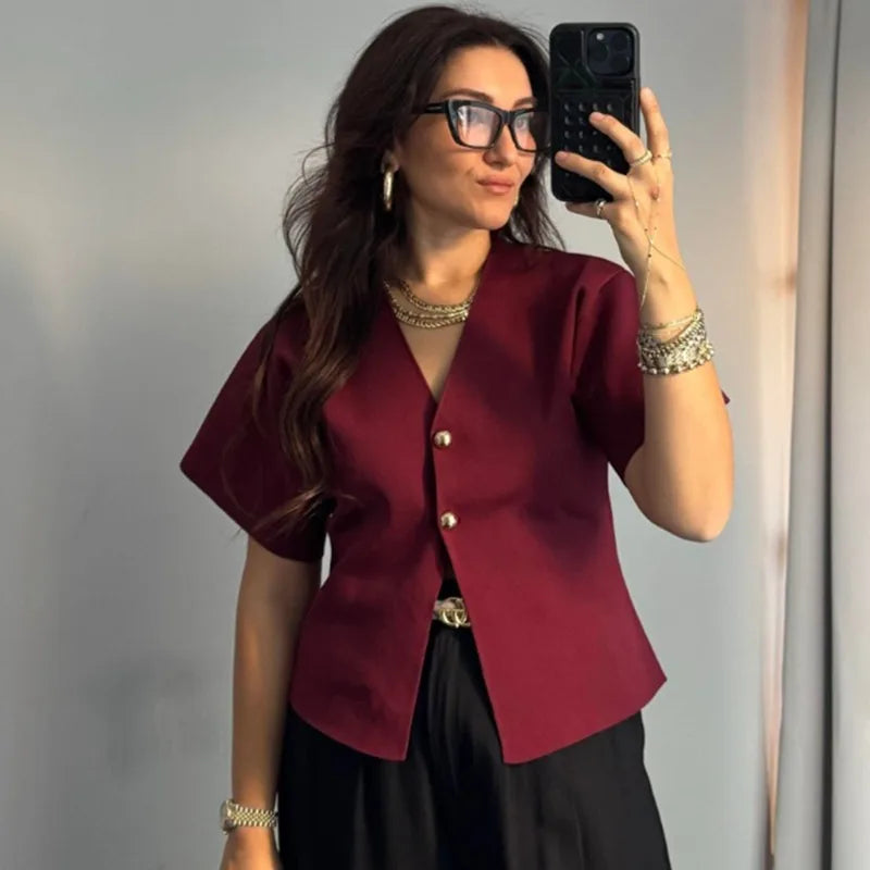 Ribbestrikket cardigan med V-hals og knapper