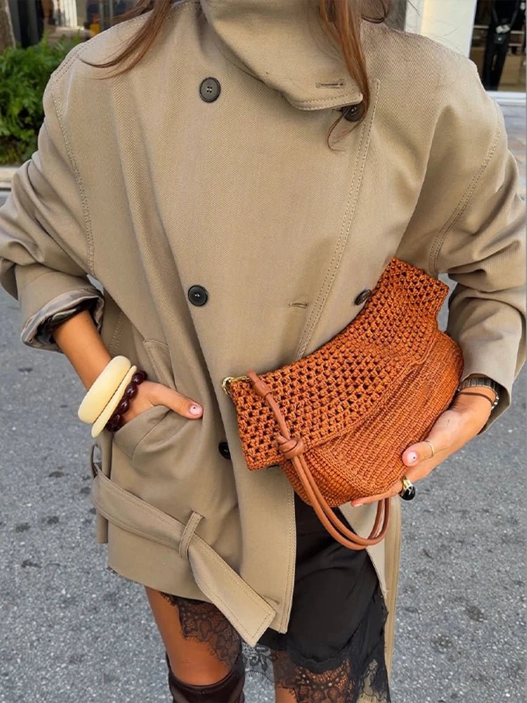 Kurzer Trenchcoat Saddie mit Gürtel