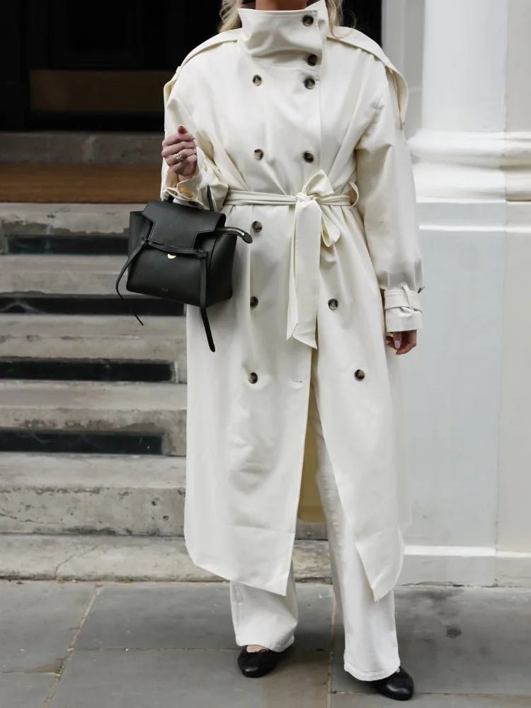 Trenchcoat Sarah mit hohem Kragen und Gürtel