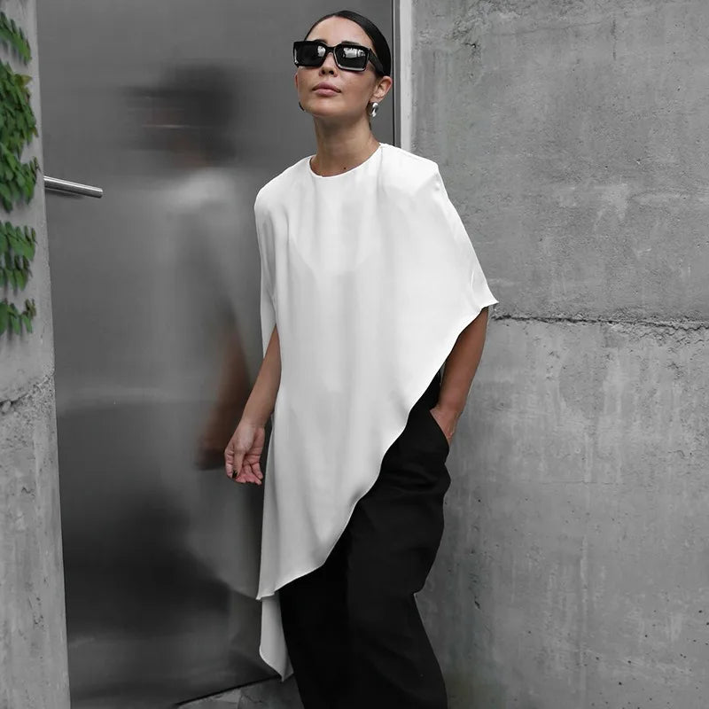 Ärmelloses Satin-Maxikleid mit Stehkragen