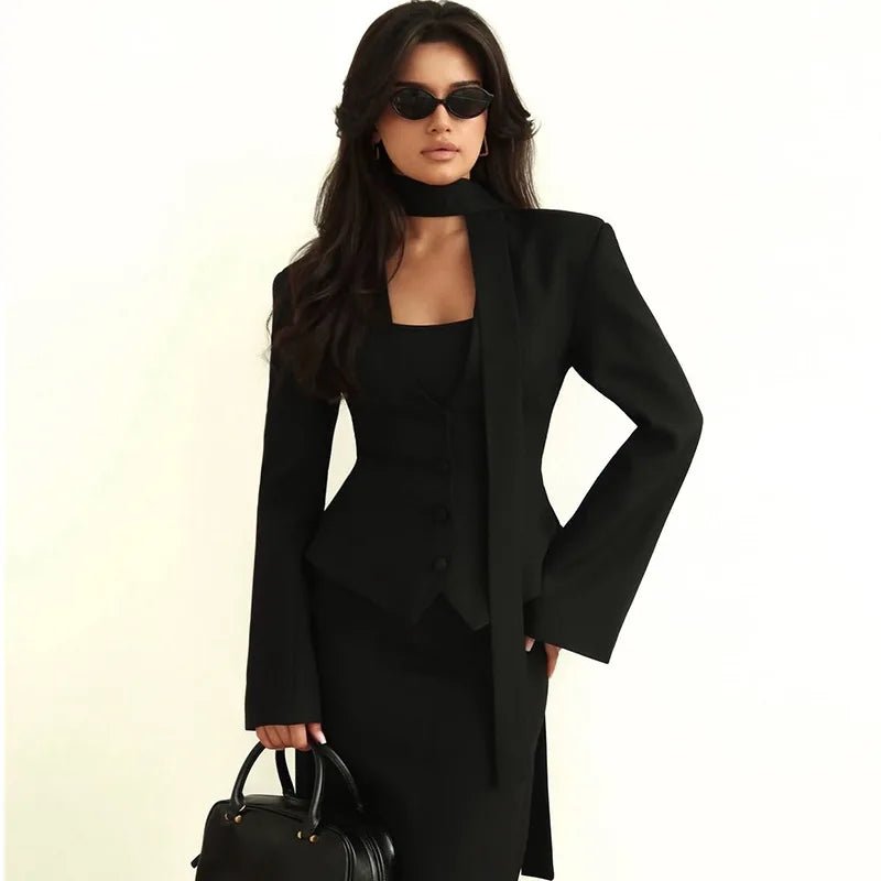 Casaco-blazer com cachecol Scarlett