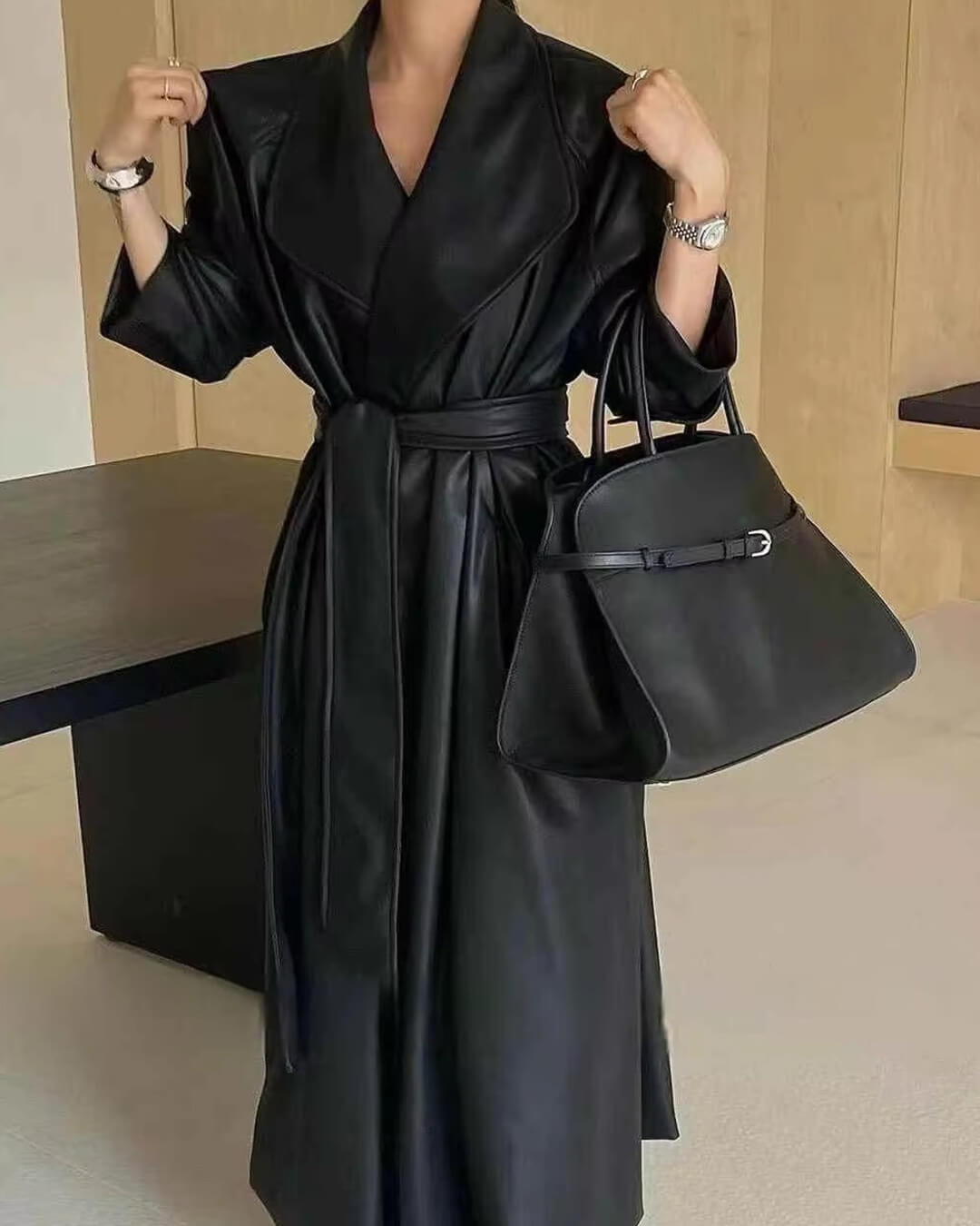 Shiela lange trenchcoat van imitatieleer