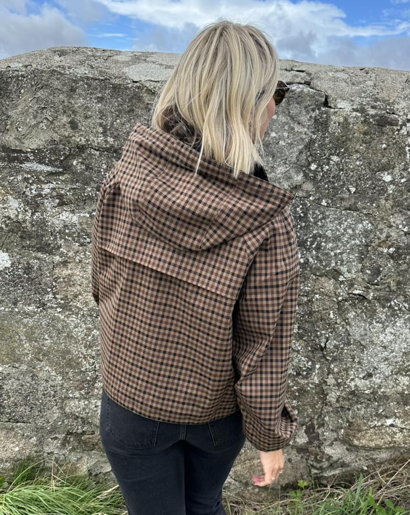 Shirley rutig skjortjacka med huva