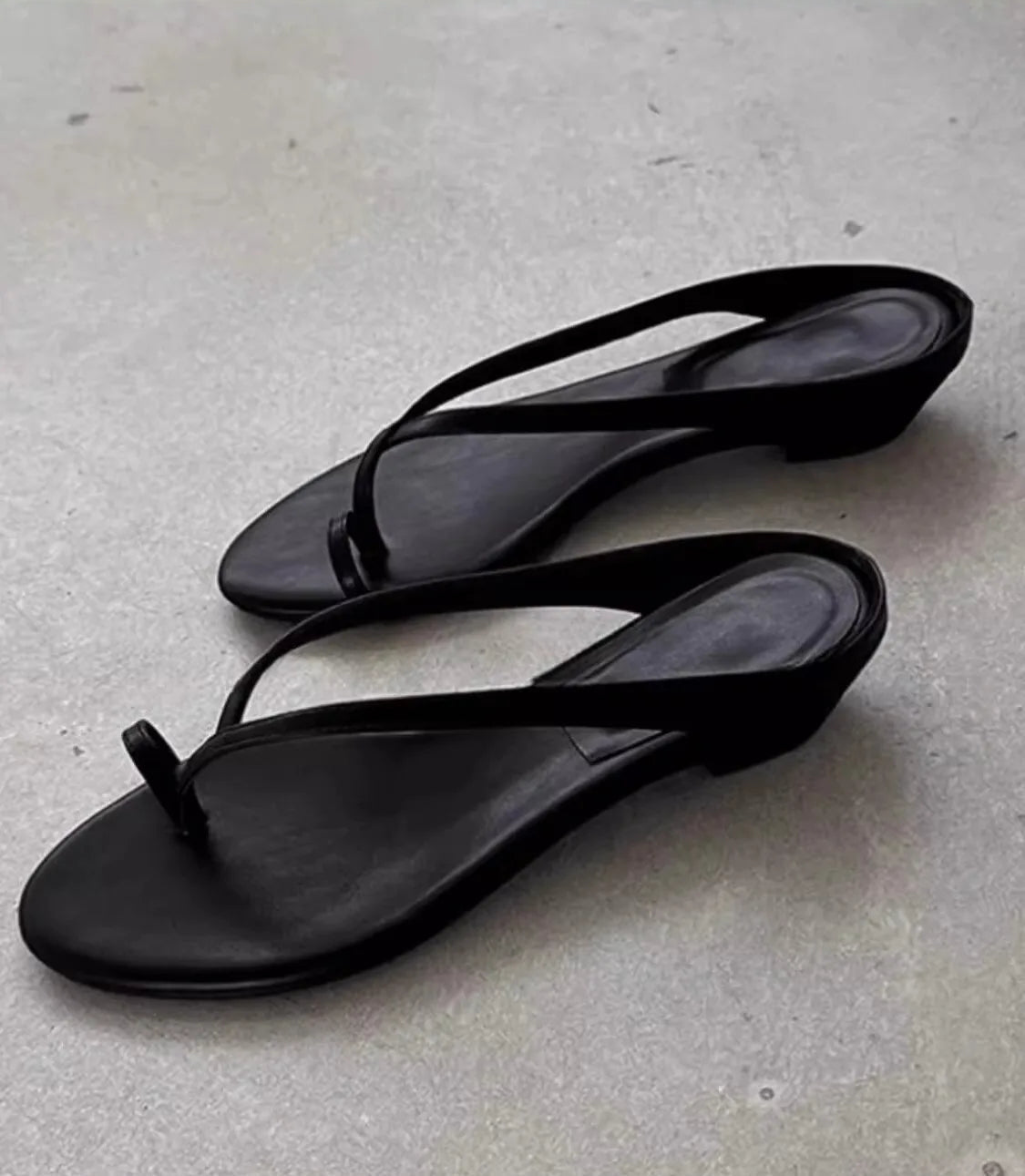 Zapatilla plana con puntera de clip Sophia