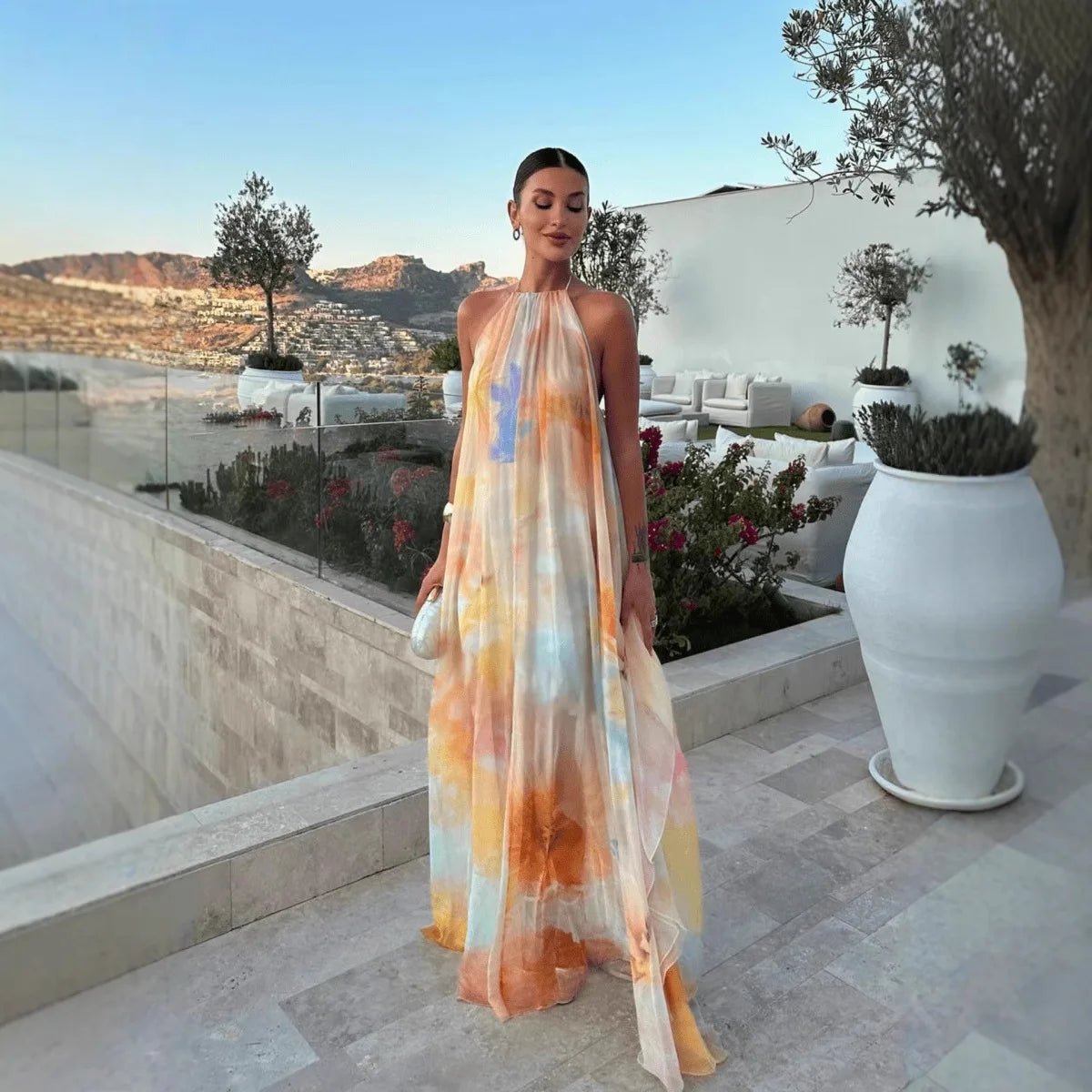 Sophia Neckholder-Maxikleid mit Schnürung