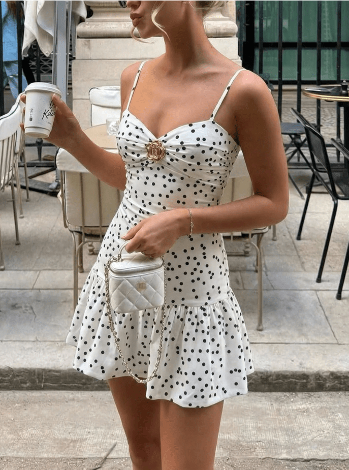 Sophia prickig miniklänning