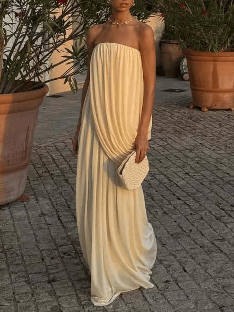 Sophia stroppeløs plissert maxikjole