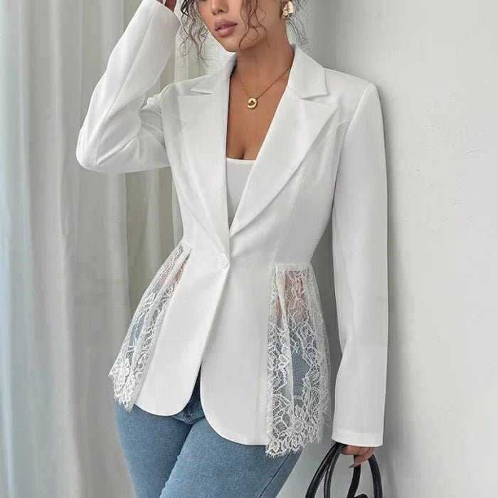 Σακάκι Taylor σε tailored γραμμή με πάνελ από δαντέλα