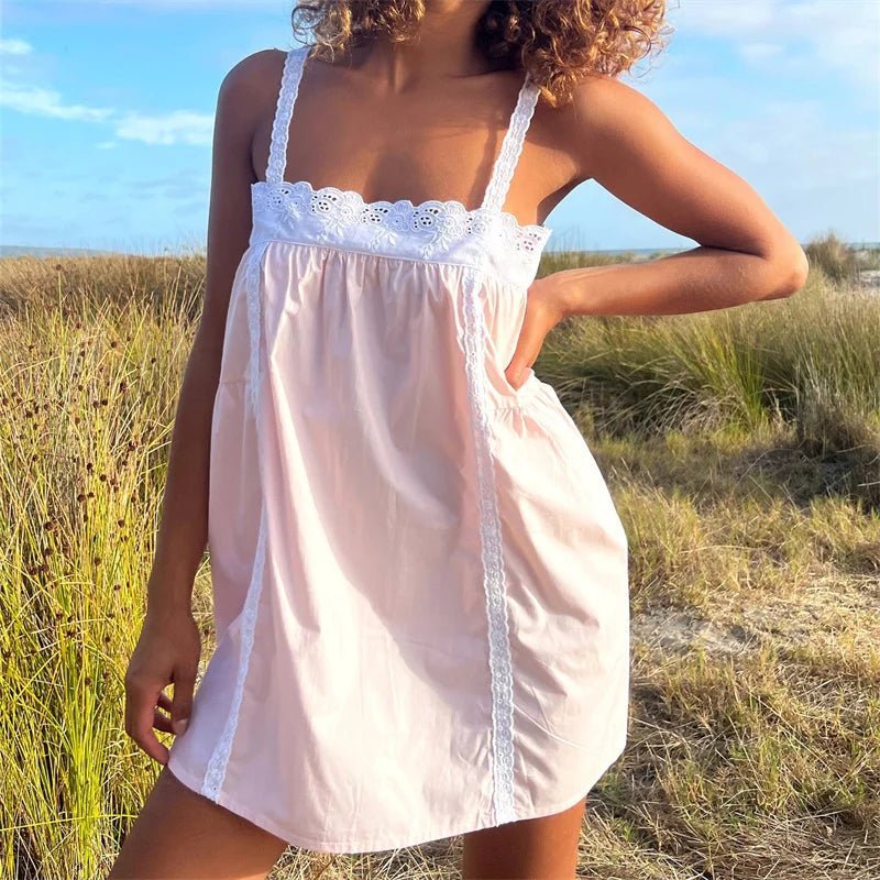 Violet babydoll-minijurk met kanten bies