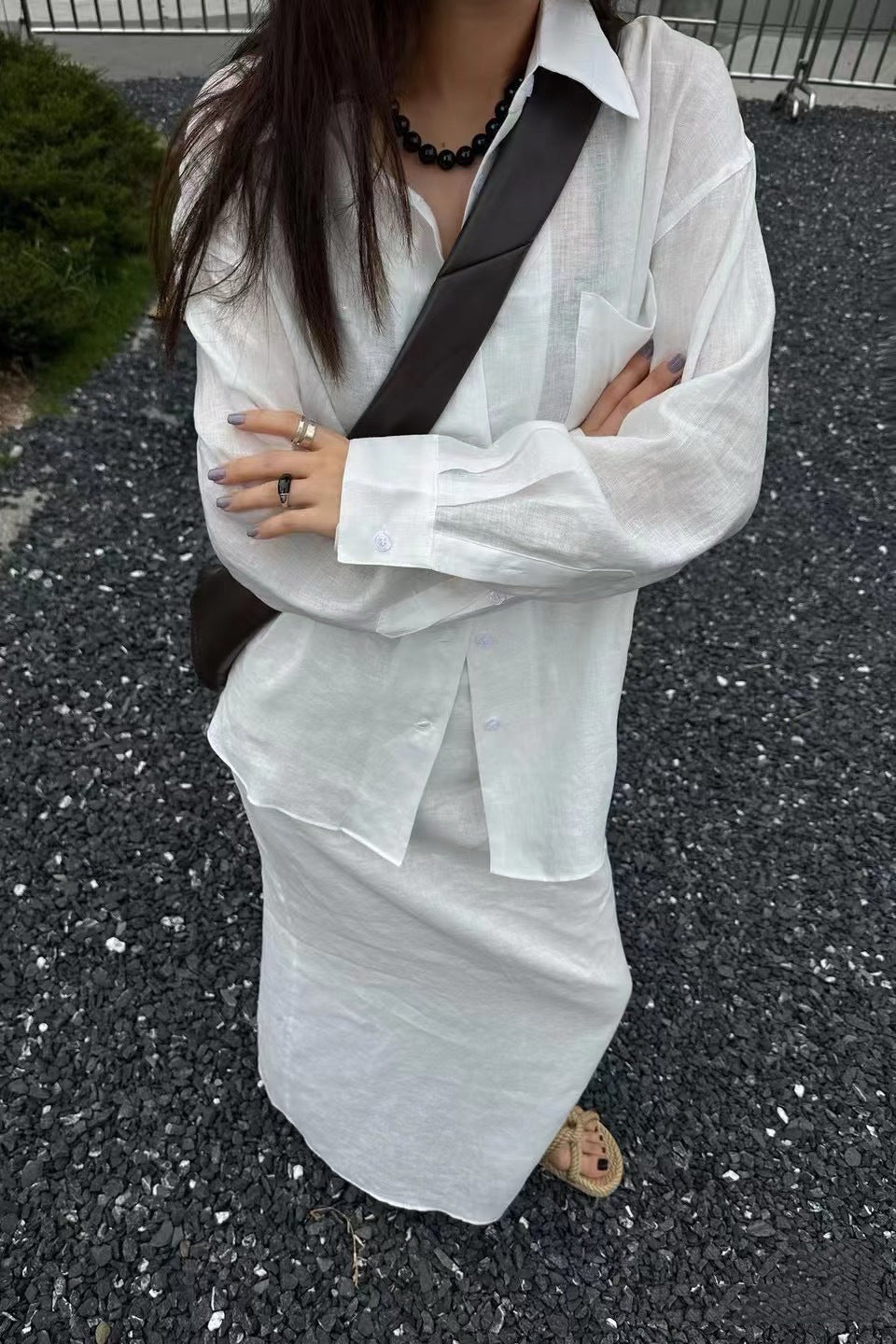 Xenia løstsiddende bluse med lange ærmer
