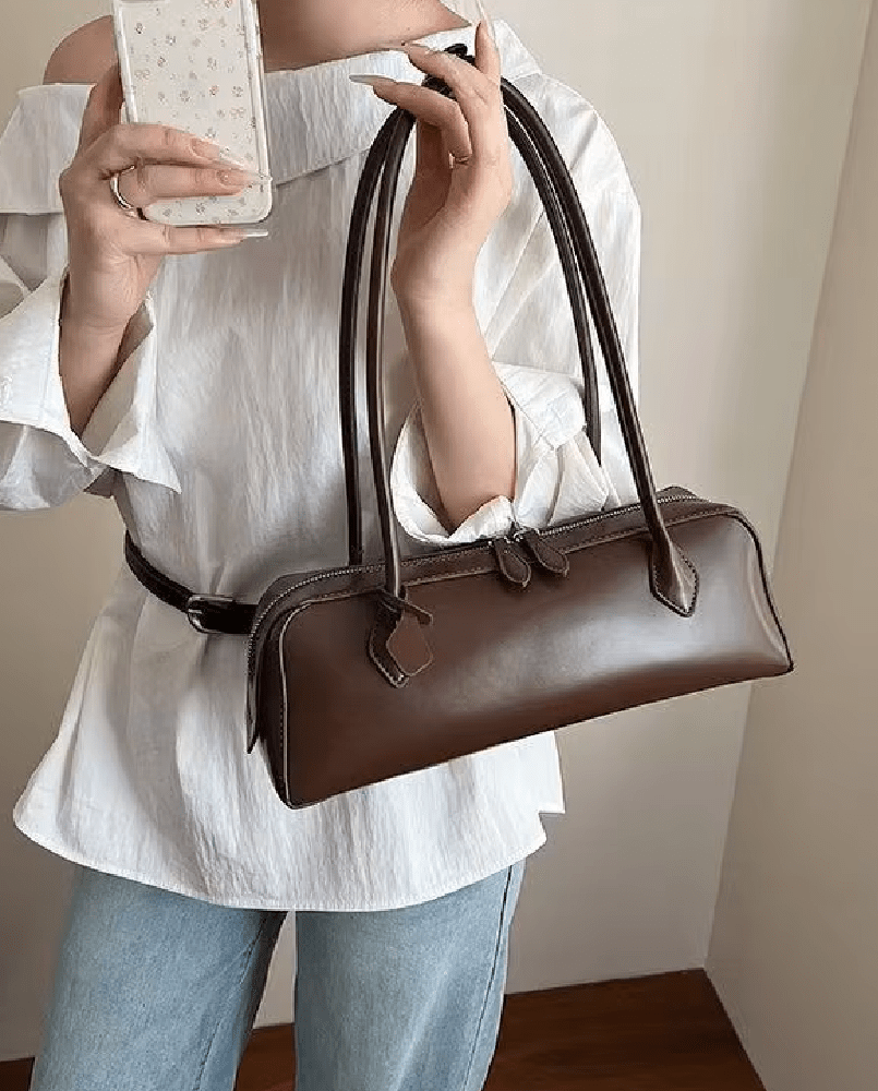 Nellie Vintage Baguette Bag in brown – styled look